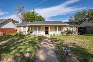 1017 Mill River Drive, Garland, TX 75043