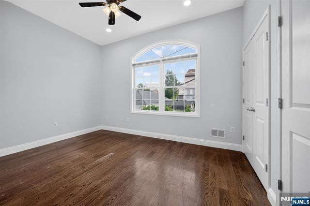 508 2nd Avenue 1, Lyndhurst, NJ 07071