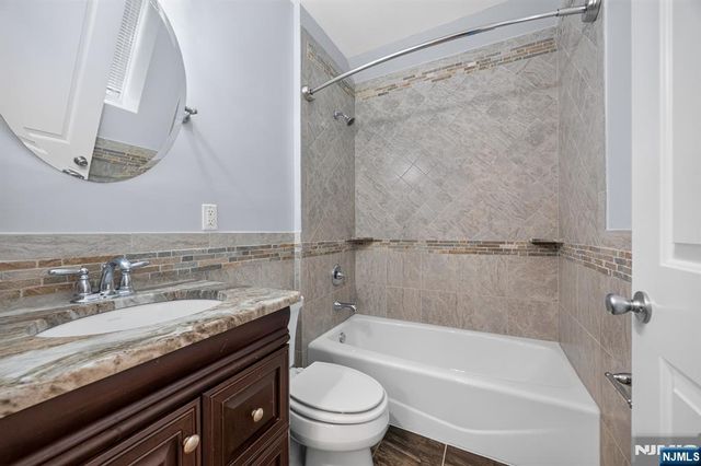 508 2nd Avenue 1, Lyndhurst, NJ 07071