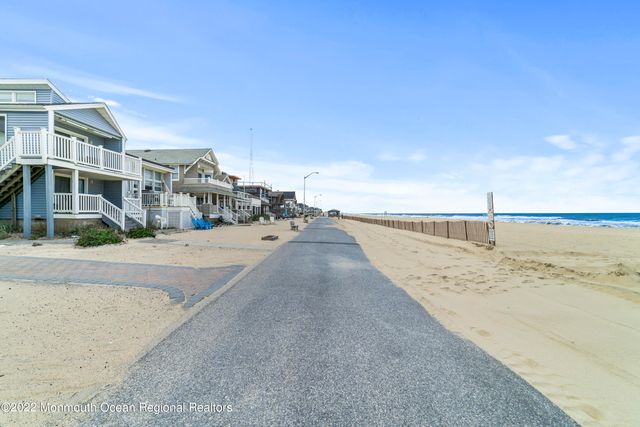 171 Beachfront 3, Manasquan, NJ 08736