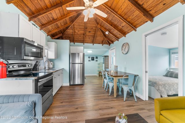 171 Beachfront 3, Manasquan, NJ 08736