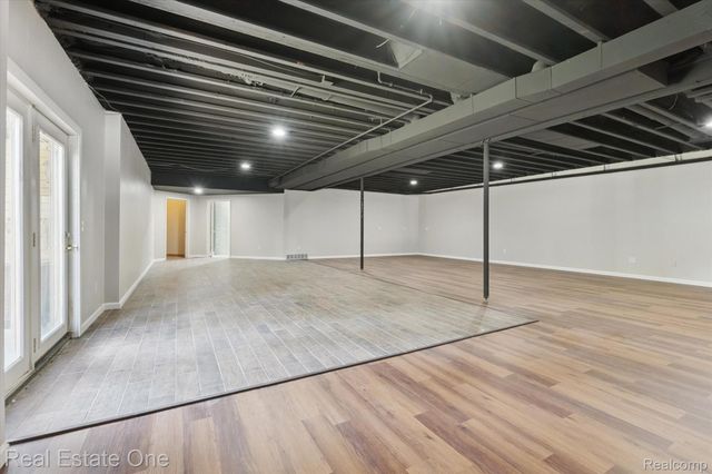 13056 N BRAY Road, Thetford Township, MI 48420