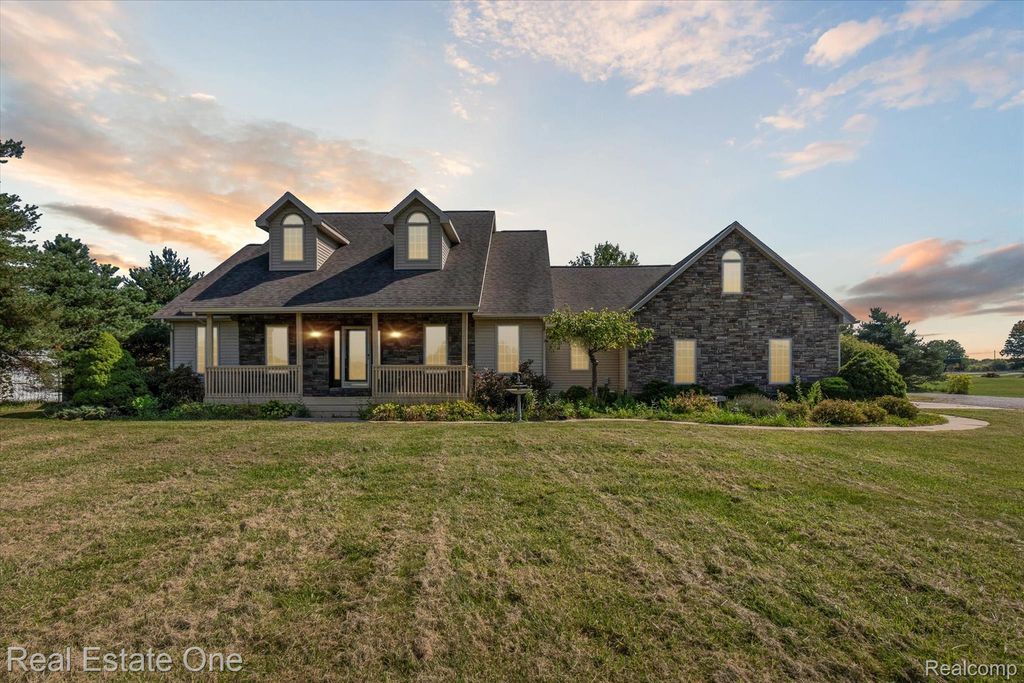 13056 N BRAY Road, Thetford Township, MI 48420