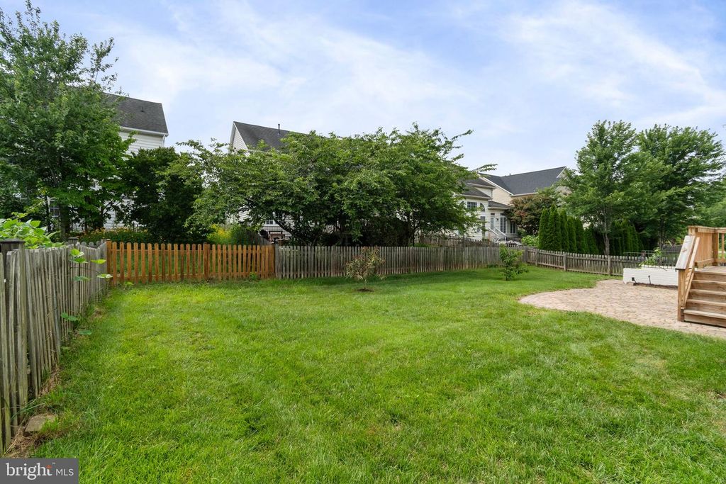8208 KERFOOT DR, Gainesville, VA 20155