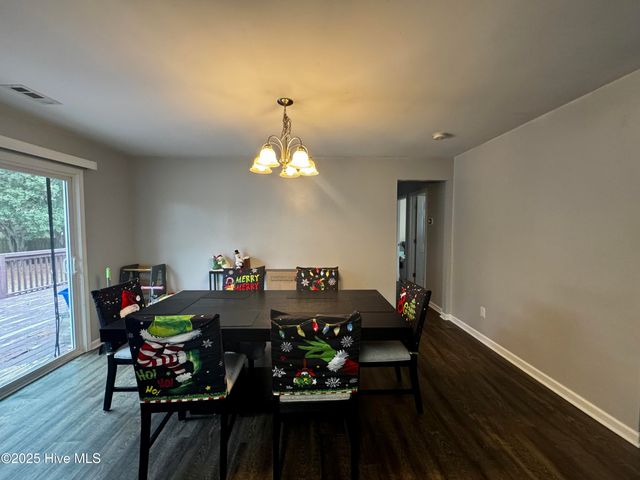 610 Winchester Road, Jacksonville, NC 28546