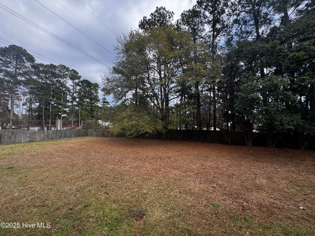 610 Winchester Road, Jacksonville, NC 28546
