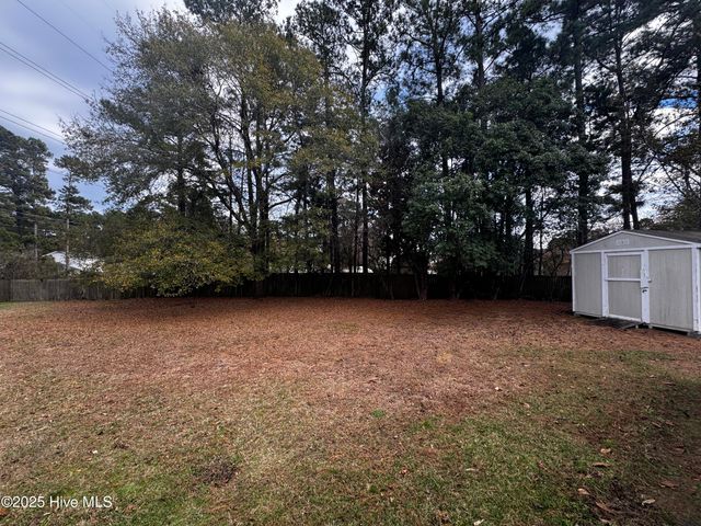 610 Winchester Road, Jacksonville, NC 28546
