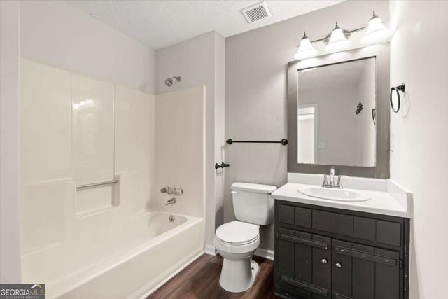 5960 Sutton Place, Douglasville, GA 30135