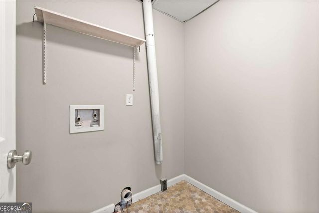 5960 Sutton Place, Douglasville, GA 30135