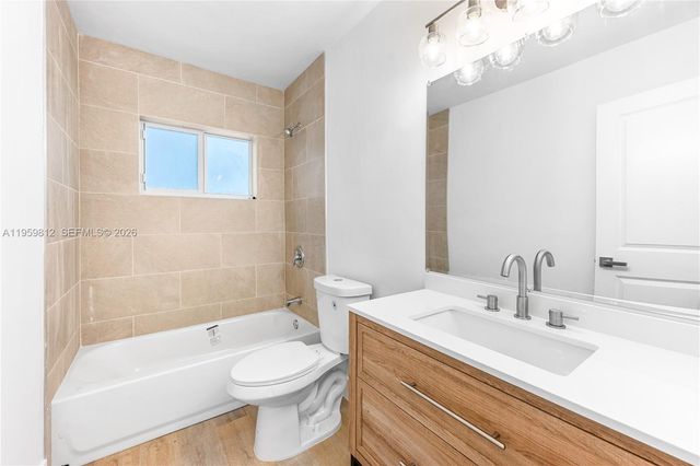 1110 NW 129th St, North Miami, FL 33168