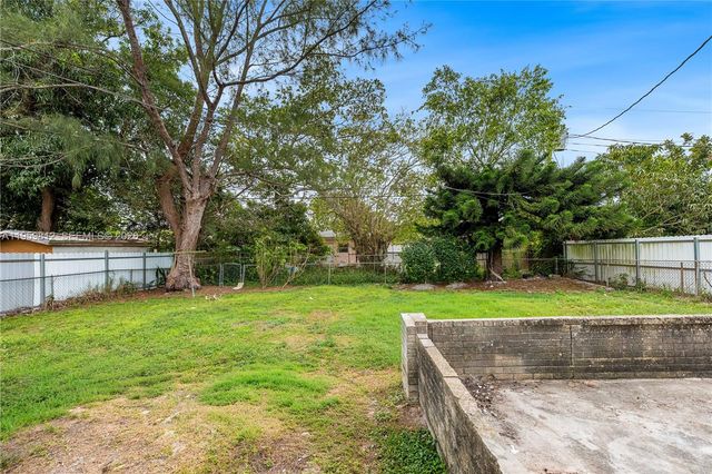 1110 NW 129th St, North Miami, FL 33168