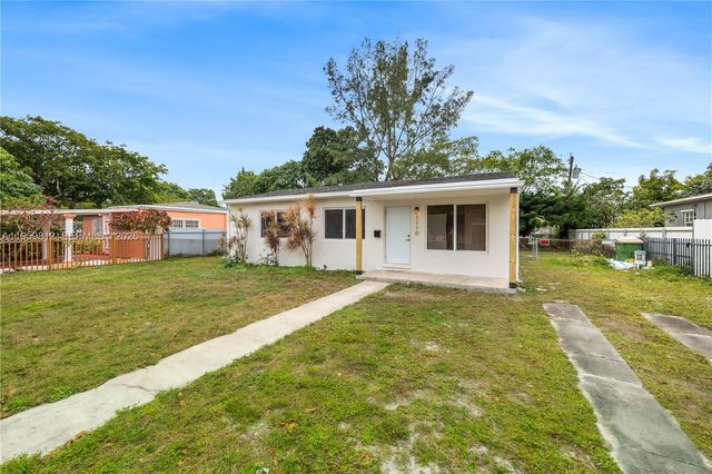 1110 NW 129th St, North Miami, FL 33168