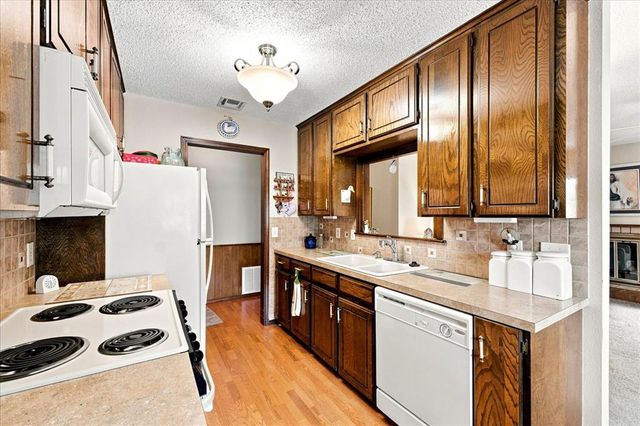 1815 N Briarwood Drive, Stillwater, OK 74075