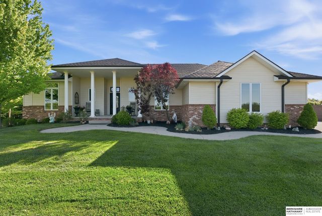 4832 Allen Hills Drive, Blair, NE 68008