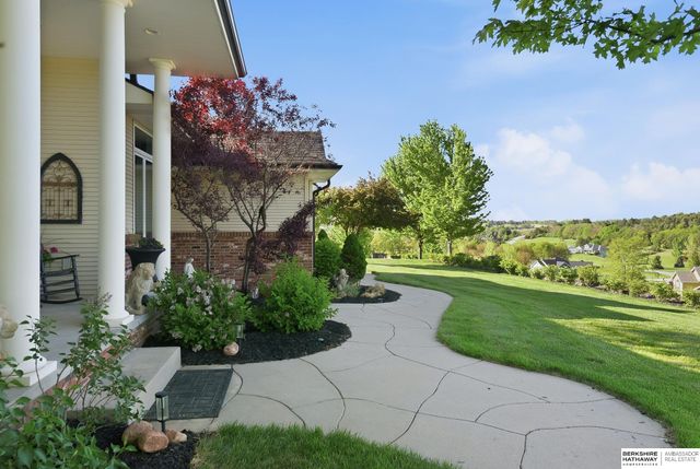 4832 Allen Hills Drive, Blair, NE 68008