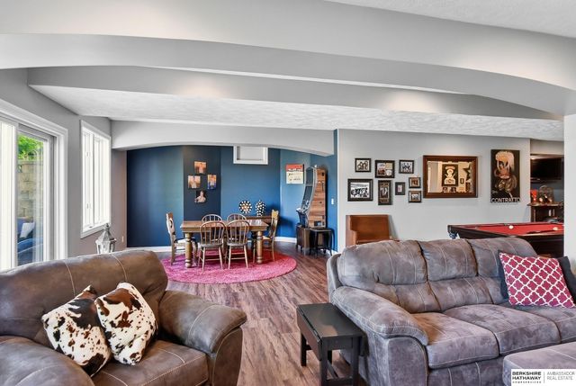 4832 Allen Hills Drive, Blair, NE 68008
