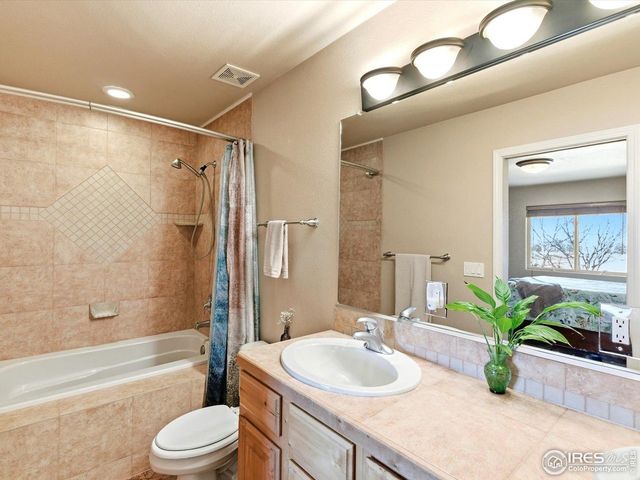 419 Hawthorne Ave, Johnstown, CO 80534