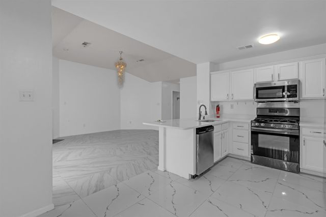 755 N PERKINS RD, Memphis, TN 38122