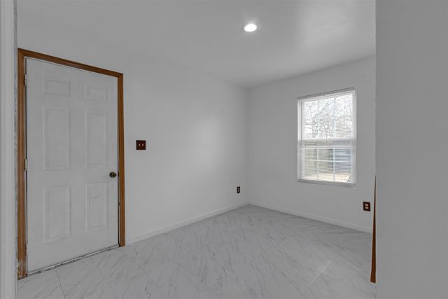 755 N PERKINS RD, Memphis, TN 38122