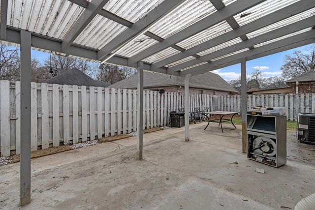 755 N PERKINS RD, Memphis, TN 38122