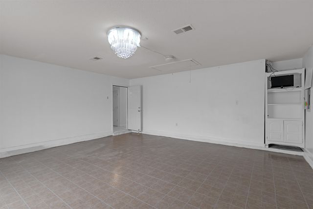 755 N PERKINS RD, Memphis, TN 38122