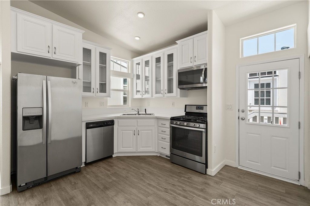 8250 Lankershim Boulevard Space 19, North Hollywood, CA 91605 — photo 2