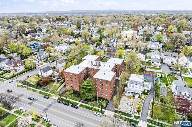 130 Orient Way 4F, Rutherford, NJ 07070