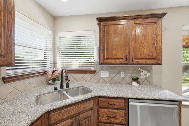 340 Merced Street, Burleson, TX 76028