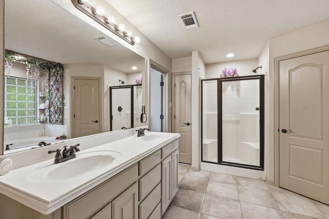 340 Merced Street, Burleson, TX 76028