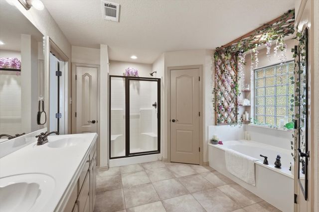 340 Merced Street, Burleson, TX 76028