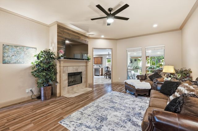 340 Merced Street, Burleson, TX 76028