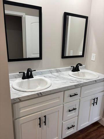 132 Caden Lane, London, KY 40744