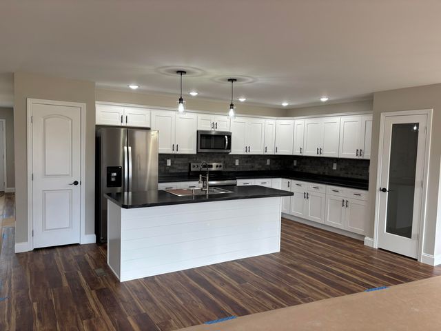 132 Caden Lane, London, KY 40744