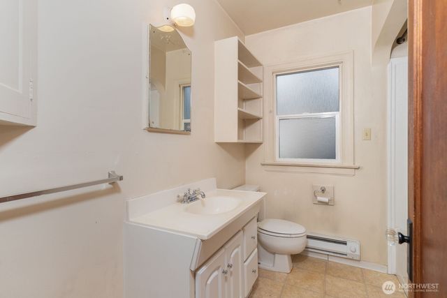 2018 11th Street, Bremerton, WA 98337