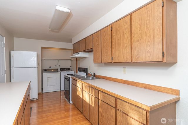 2018 11th Street, Bremerton, WA 98337