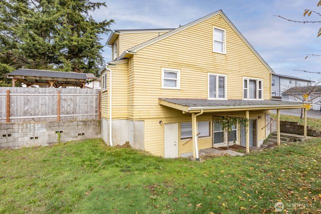 2018 11th Street, Bremerton, WA 98337