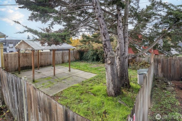 2018 11th Street, Bremerton, WA 98337