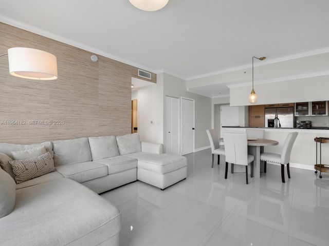 31 SE 5th St 3419, Miami, FL 33131