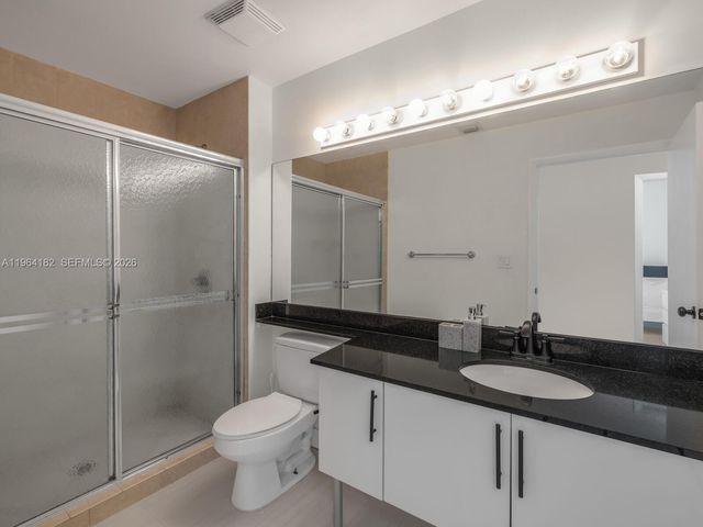 31 SE 5th St 3419, Miami, FL 33131