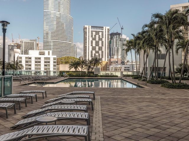 31 SE 5th St 3419, Miami, FL 33131