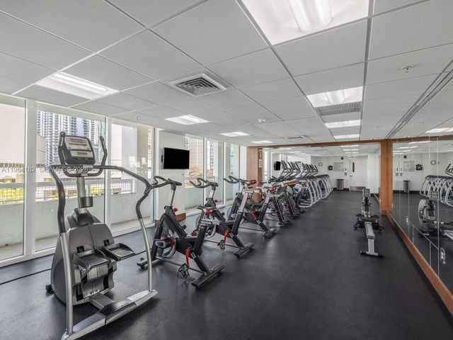 31 SE 5th St 3419, Miami, FL 33131