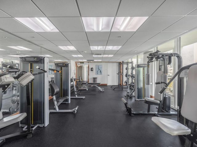 31 SE 5th St 3419, Miami, FL 33131