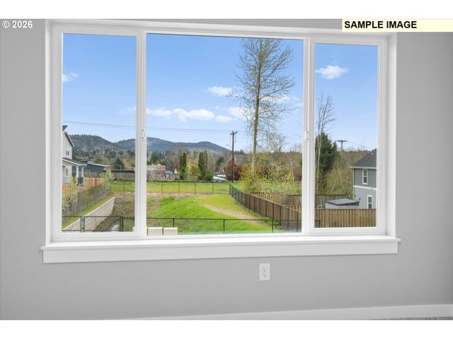 2455 Nw 1ST Dr, Gresham, OR 97030