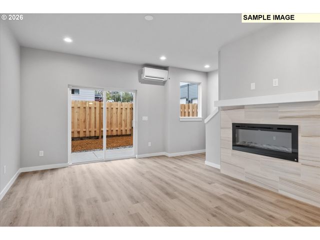 2455 Nw 1ST Dr, Gresham, OR 97030