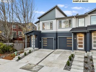 2455 Nw 1ST Dr, Gresham, OR 97030