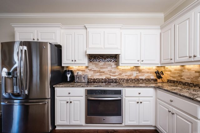 15 Iris Cove, Maumelle, AR 72113