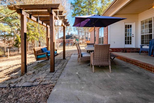 15 Iris Cove, Maumelle, AR 72113