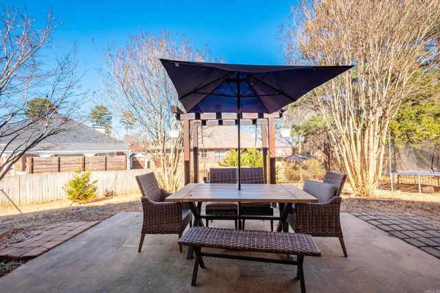 15 Iris Cove, Maumelle, AR 72113