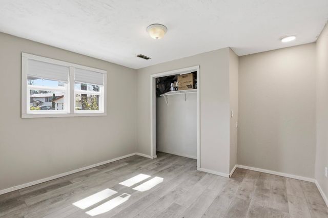 318 W Spruce Ct, Spokane, WA 99218