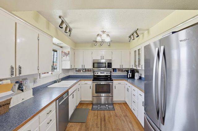 318 W Spruce Ct, Spokane, WA 99218